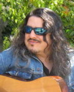 Man, 64. guitarnutt