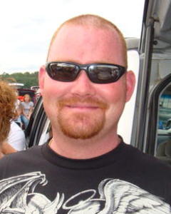 Man, 46. hardhat454074