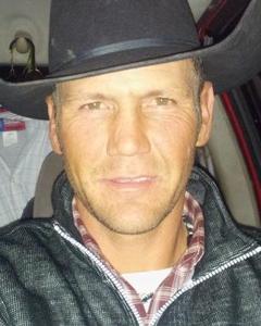 Man, 44. kmebane