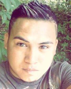 Man, 33. Vi34to12r