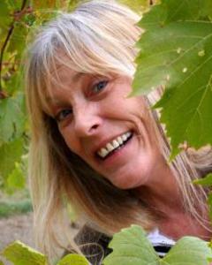 Woman, 66. Lou584124