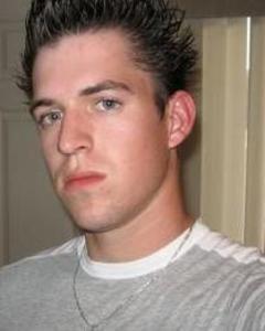 Man, 38. snowboarde936