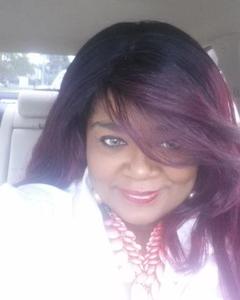 Woman, 56. Queenv8831