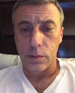 Man, 45. Pieire
