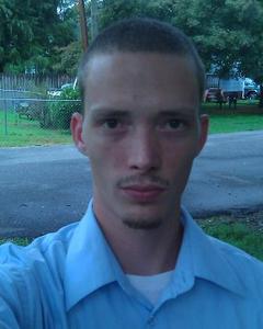 Man, 44. Trav19800