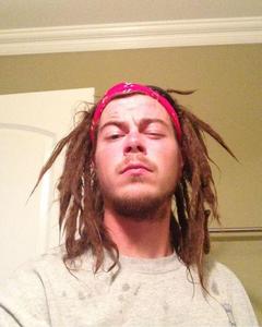 Man, 35. JahRoots7530