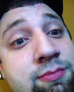 Man, 33. Grego1262
