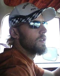 Man, 44. neuhold