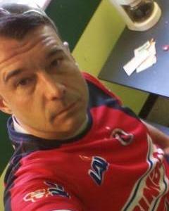 Man, 44. Hitight