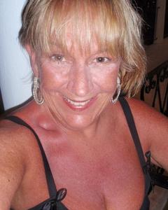 Woman, 73. sunnyblond094