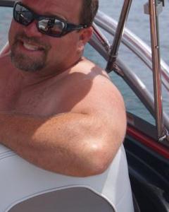 Man, 59. wakesurfe
