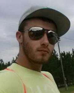 Man, 32. robin2348