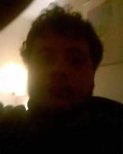 Man, 32. bigoneal
