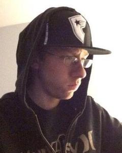 Man, 32. Ell_Roach786