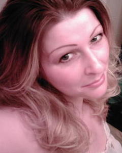 Woman, 53. delicateME