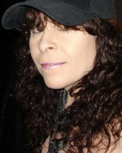 Woman, 71. fkatse