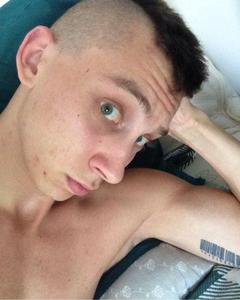 Man, 31. DeemTeam