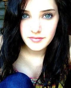 Woman, 33. Dollxx