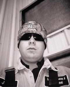 Man, 30. R_CAJUN_007