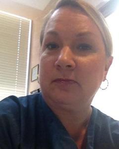 Woman, 58. Leesa7