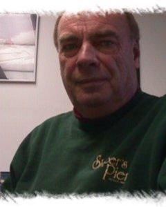 Man, 54. boater026