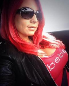 Woman, 47. minglewithme0