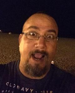 Man, 49. Boatel