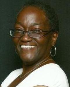 Woman, 67. Gem564151