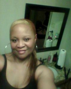 Woman, 60. urhucklebe3233