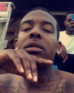 Man, 35. Brasi3526