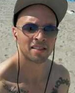 Man, 43. metrobk