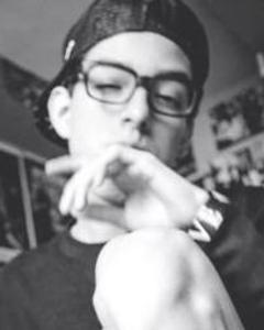 Man, 32. Jord123587