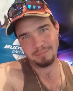 Man, 39. selfestablishe