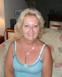 Woman, 62. Sweetcheek2124