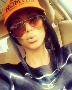 Woman, 32. ReynaBaker6