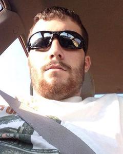 Man, 33. Ryan_young8463