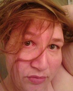 Woman, 50. redcheekedappl