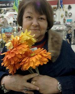 Woman, 73. LuckbaLady2941