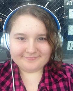 Woman, 29. Shelby_Hopkins