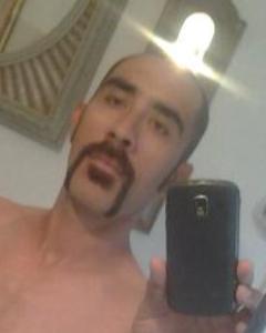 Man, 44. Gilberto258025