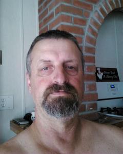 Man, 64. trucker1966802