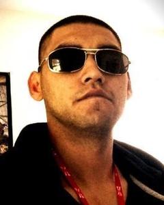 Man, 38. Henron