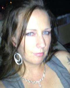 Woman, 43. newred