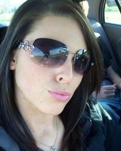 Woman, 33. Mel_110152