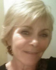 Woman, 70. emeraldeyez
