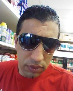 Man, 51. Fays4252