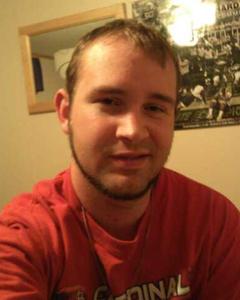 Man, 31. adam6202150290
