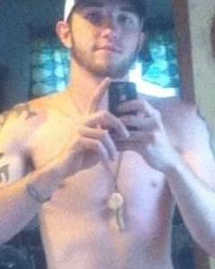 Man, 32. Howen
