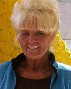 Woman, 84. karaokedoll