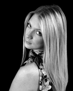 Woman, 40. vic768